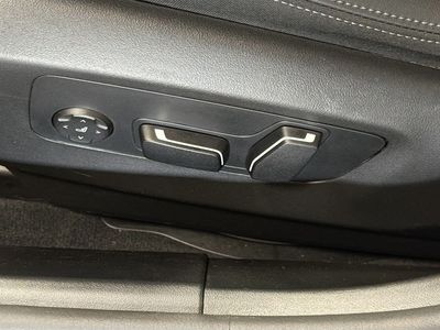 2026 BMW 5 Series - Photo 24