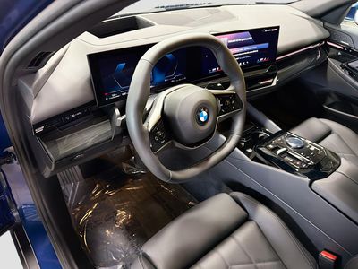 2026 BMW 5 Series - Photo 25