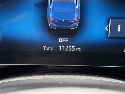 2026 BMW 5 Series - Photo 41