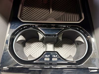2026 BMW 5 Series - Photo 30