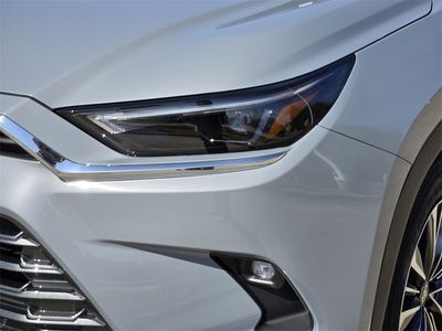 2026 Toyota Grand Highlander Hybrid - Photo 5