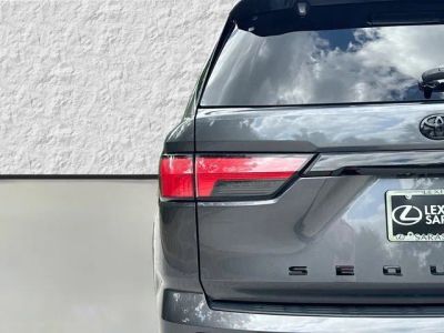 2025 Toyota Sequoia — photo 10 view