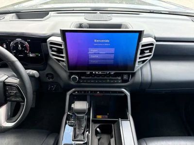 2025 Toyota Sequoia — photo 20 view