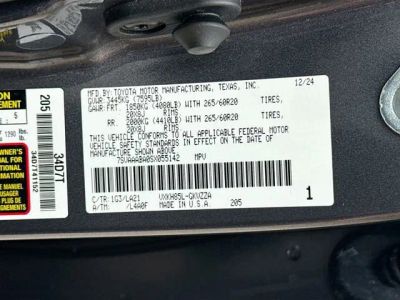 2025 Toyota Sequoia — photo 47 view