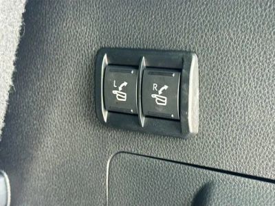 2025 Toyota Sequoia — photo 13 view