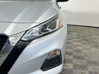2022 Nissan Altima — photo 9 view