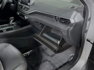 2022 Nissan Altima — photo 32 view