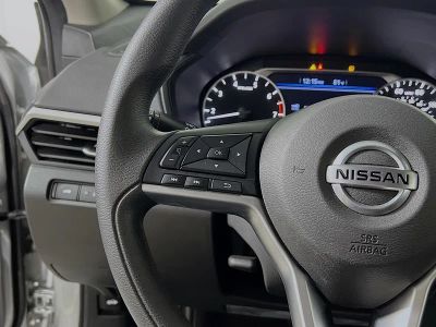 2022 Nissan Altima — photo 16 view