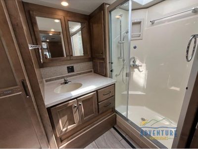 2025 Tiffin Motorhomes Byway BL - Photo 11