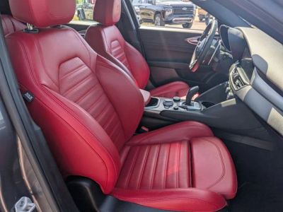 2024 Alfa Romeo Giulia - Photo 24