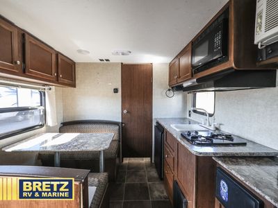 2015 Keystone RV Hideout Single Axle - Photo 11