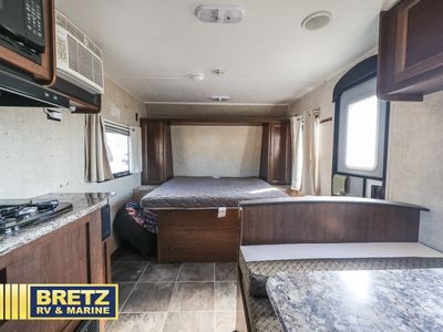 2015 Keystone RV Hideout Single Axle - Photo 13