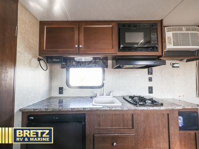 2015 Keystone RV Hideout Single Axle - Photo 12