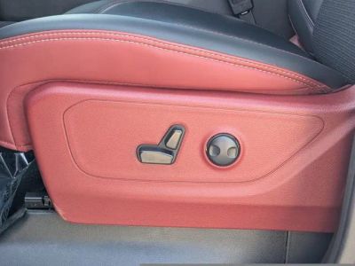 2025 Ram 1500 — photo 16 view