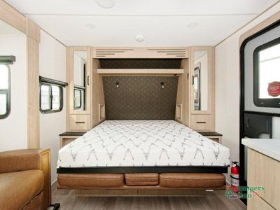 2026 Grand Design Imagine XLS - Photo 19