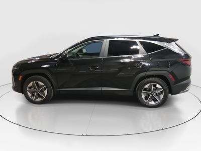 2025 Hyundai Tucson — interior view