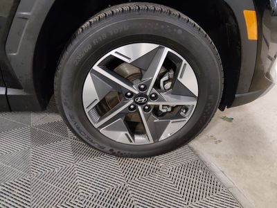 2025 Hyundai Tucson — photo 10 view
