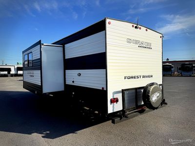2026 Forest River Cherokee Grey Wolf - Photo 3