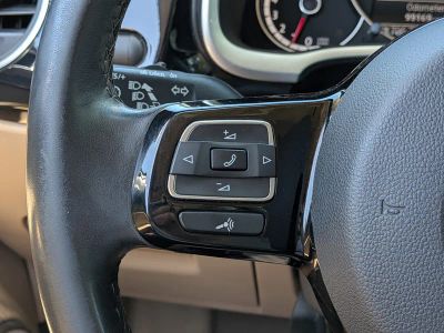 2015 Volkswagen Beetle Coupe — photo 22 view