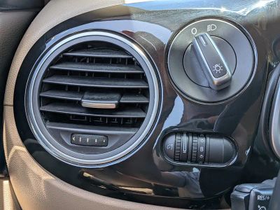 2015 Volkswagen Beetle Coupe — photo 21 view