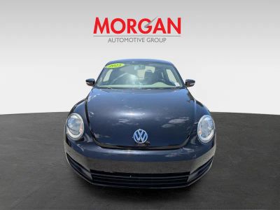 2015 Volkswagen Beetle Coupe — photo 9 view