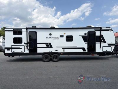 2027 Forest River Surveyor Legend — photo 10 view