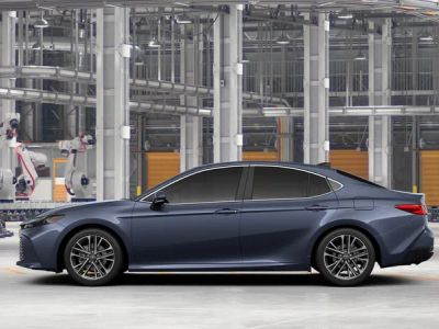 2026 Toyota Camry - Photo 4