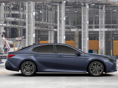 2026 Toyota Camry - Photo 12
