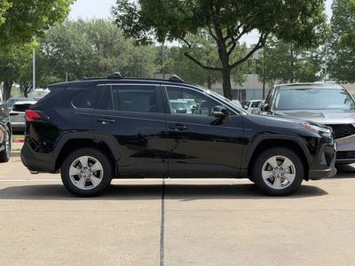 2022 Toyota RAV4 - Photo 3