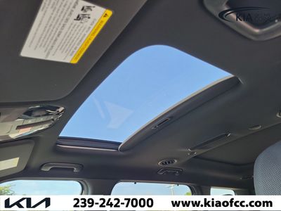 2027 Kia Telluride Hybrid - Photo 21