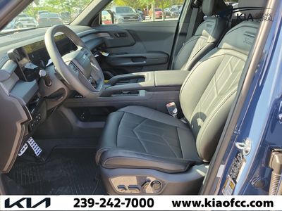 2027 Kia Telluride Hybrid - Photo 22
