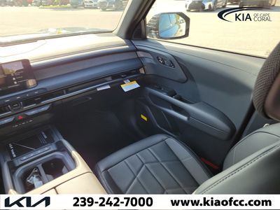 2027 Kia Telluride Hybrid - Photo 19