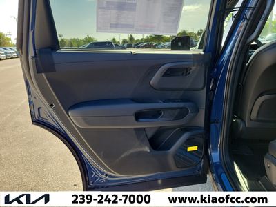 2027 Kia Telluride Hybrid - Photo 16