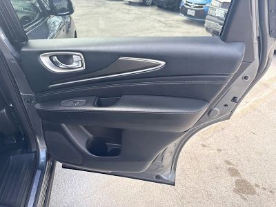 2020 INFINITI QX60 — photo 30 view