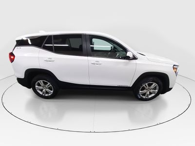 2024 GMC Terrain — photo 8 view