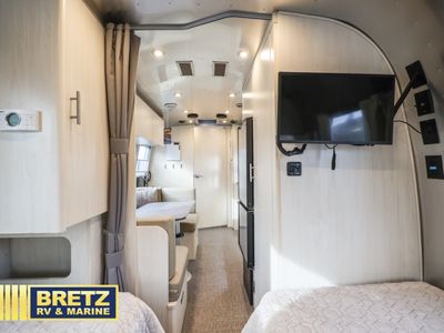 2023 Airstream Flying Cloud - Photo 11