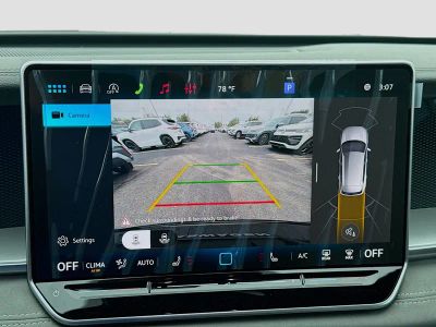 2026 Volkswagen Tiguan — photo 13 view