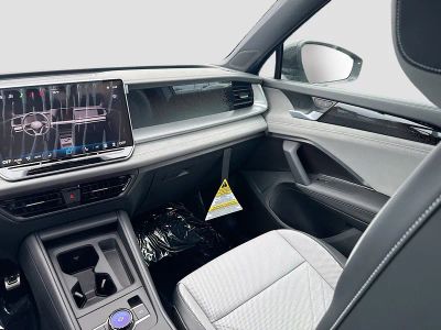 2026 Volkswagen Tiguan — photo 19 view