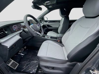2026 Volkswagen Tiguan — photo 17 view