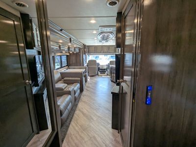 2021 Fleetwood Southwind - Photo 3