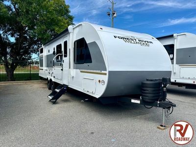 2025 Wildwood X-Lite 28VBXLX — rear three-quarter view