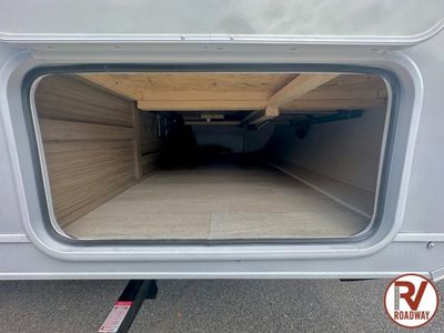 2025 Wildwood X-Lite 28VBXLX — photo 9 view