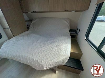 2025 Wildwood X-Lite 28VBXLX — photo 35 view