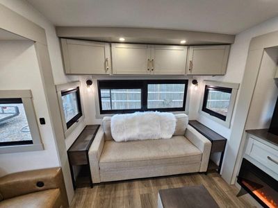 2024 Brinkley Model Z - Photo 46