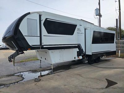 2024 Brinkley Model Z - Photo 5