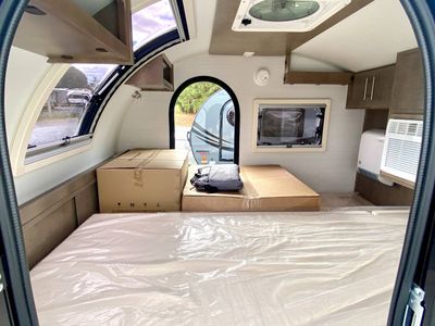 2026 nuCamp TAG XL Black Canyon — photo 9 view