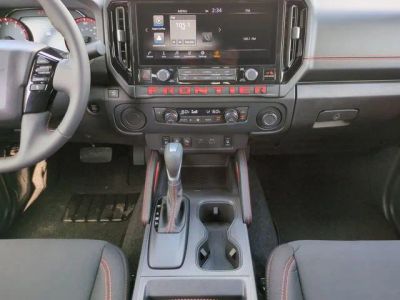 2026 Nissan Frontier — photo 16 view