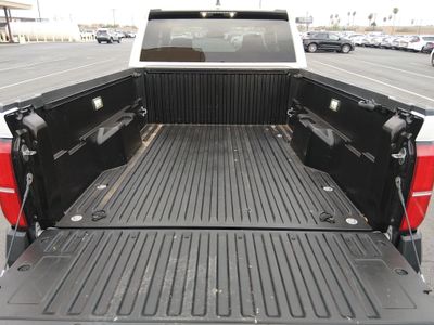2025 Toyota Tacoma 2WD - Photo 11