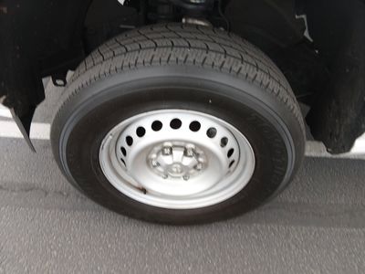 2025 Toyota Tacoma 2WD - Photo 10