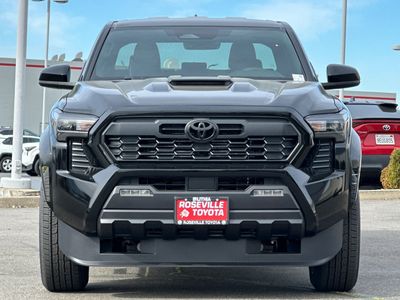 2026 Toyota Tacoma — photo 10 view
